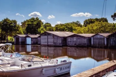 garages Ã  bateaux Gastes Landes jigsaw puzzle
