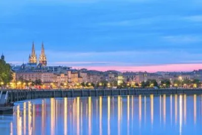 Quai des Chartons Bordeaux