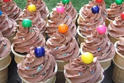 choclate butter ice cream cone