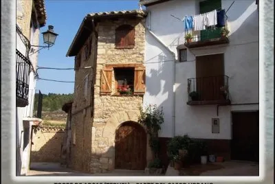 TORRE DE ARCAS (TERUEL) â€“ PARTE DEL CASCO URBANO