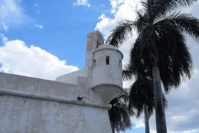 Torreta en la muralla de Ciudad Campeche. jigsaw puzzle