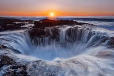 CACHOEIRAS: COVA DO THOR (OREGON - EUA) jigsaw puzzle