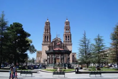 Plaza de Armas y Catedral, Ciudad de Chihuahua.