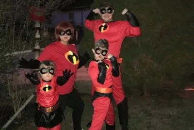 Vicky 's family