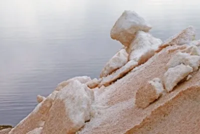 Salt jigsaw puzzle