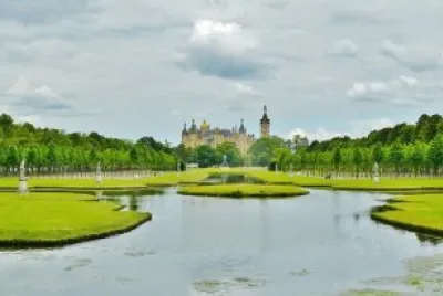 Castelo de Schwerin jigsaw puzzle