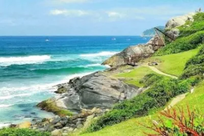 CostÃ£o do Santinho - FlorianÃ³polis - SC.