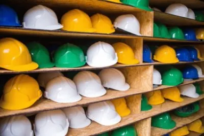 פאזל של Capacete de obras