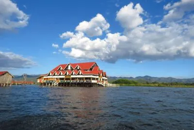 פאזל של MYANMAR