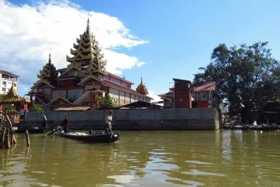 פאזל של MYANMAR