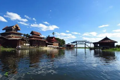 פאזל של MYANMAR