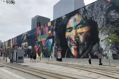 RJ