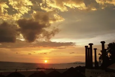 Puesta de sol en Puerto Vallarta.