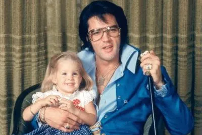 ELVIS Y LISA2 jigsaw puzzle