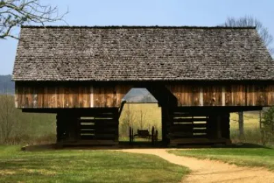 Cantilever Barn