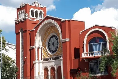 Templo bautista en la Ciudad de Chihuahua. jigsaw puzzle