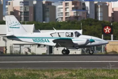 BVI Airways Piper Aztec Islas Virgenes Britanicas