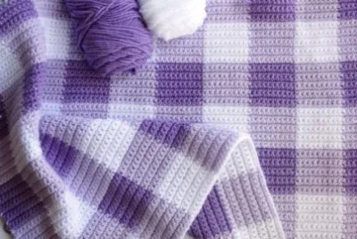 Pretty Crochet Gingham Blanket