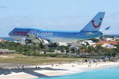 Corsair Air Boeing 747-400 Francia