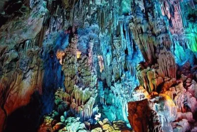 NM - Carlsbad Caverns  - stalactite formation