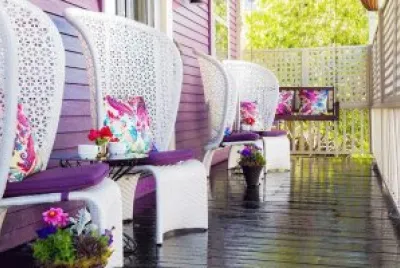 Elegant Spring Porch Seats