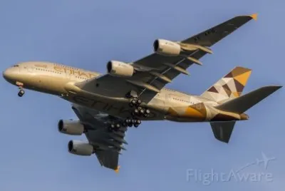 Etihad Airways Airbus A380-800 Emiratos Arabes Uni