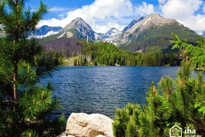 lac de montagne slovaque