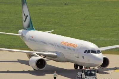Freebird Airlines Airbus A320 Turquia