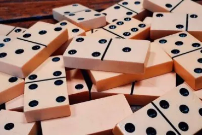 domino