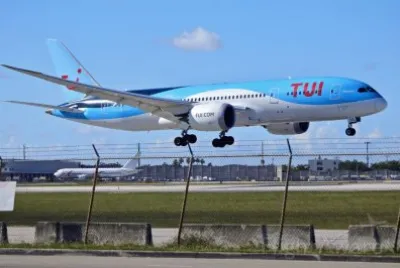 TUI fly Belgium Boeing 787-8 Belgica