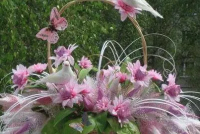 Flores Frescas en Cesto con Paloma jigsaw puzzle