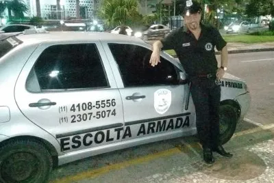 POLICIAL