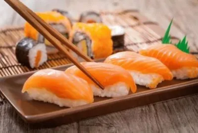 Salmon Sushi