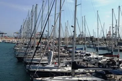 puerto deportivo valencia jigsaw puzzle