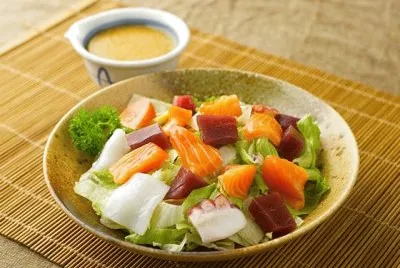 Sashimi Salad