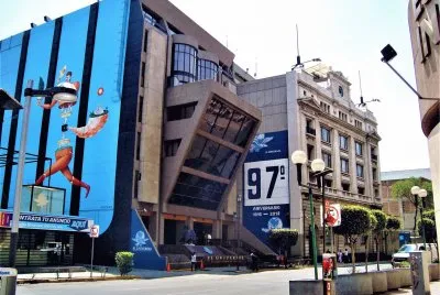 Edificio del diario El Universal, Ciudad de MÃ©xico jigsaw puzzle