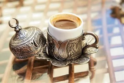 cafe jigsaw puzzle