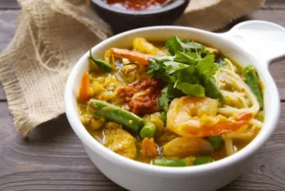 Malaysia Noodle Curry