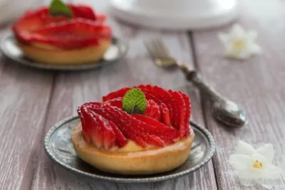 strawberry jigsaw puzzle