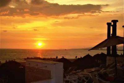 Puesta de sol en Puerto Vallarta. jigsaw puzzle