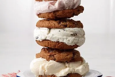 Ice Cookie Sandwich