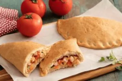 פאזל של Cheese Calzone   Tomato