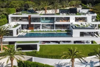 Beyonce 's Mansion