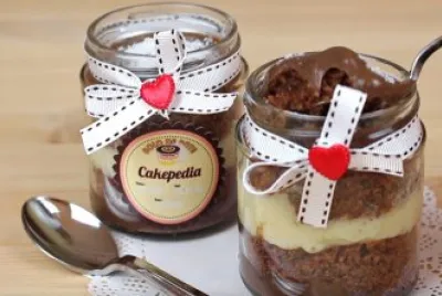 Cake Jar