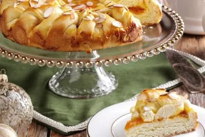 Apricot Cakee
