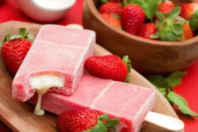 Strawberry Ice Pops