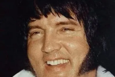 Elvis happy jigsaw puzzle