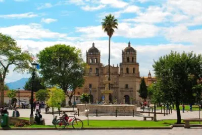 CAJAMARCA,PLAZA jigsaw puzzle