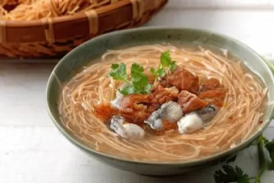 Oyster thin noodles