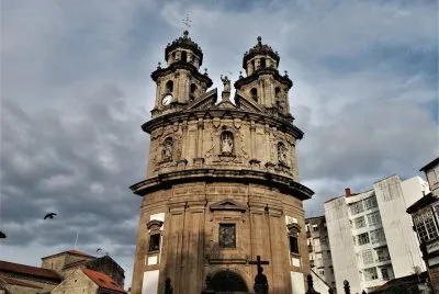 pontevedra-iglesia virgen peregrina jigsaw puzzle